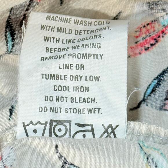 Columbia Fly Fishing Lure Print Shirt Men’s L Beige Short Sleeve Button Down - Picture 6 of 7